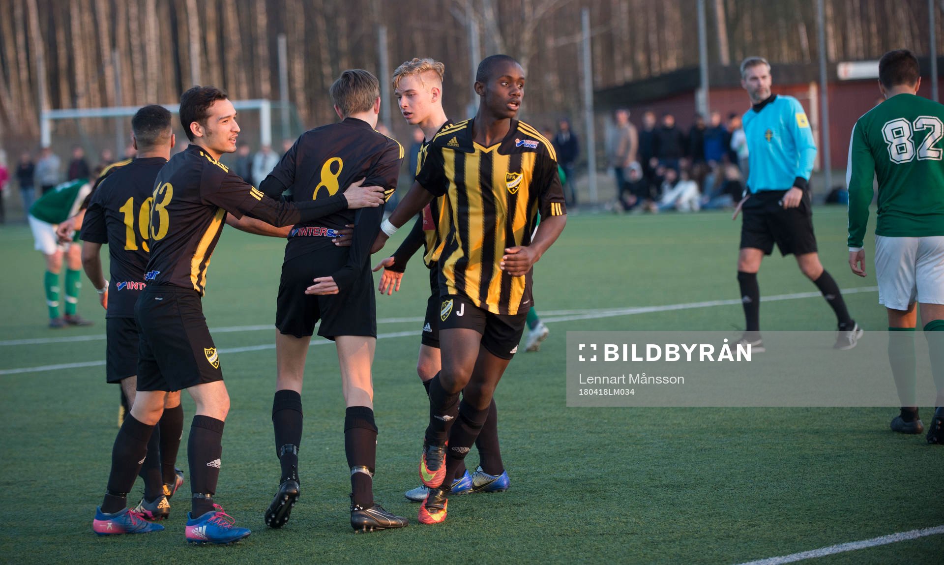  i juniormatchen mellan IFK Hässleholm och Hässleholms IF i Hässleholm 18 april 2018.  