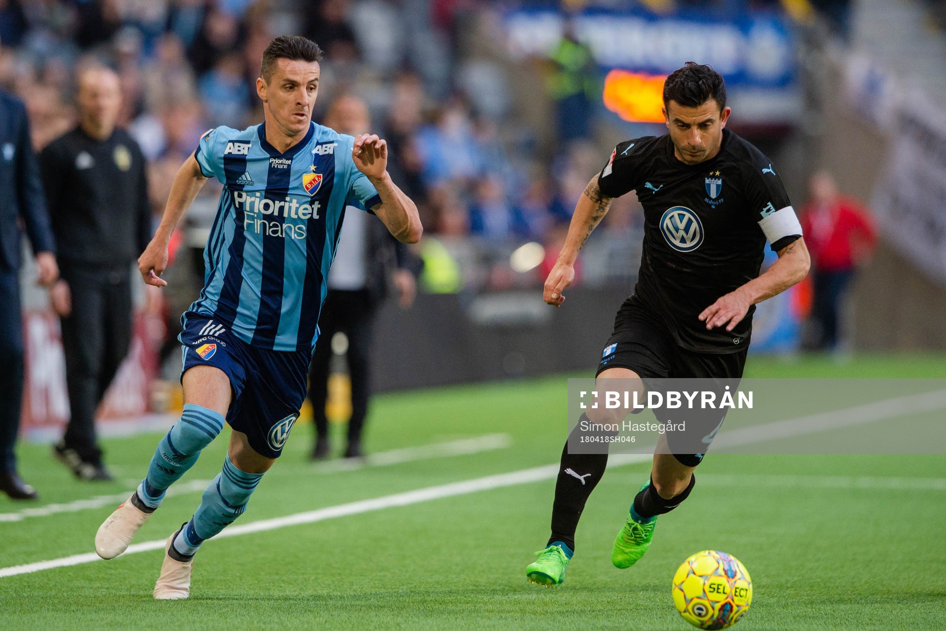 Djurgårdens Haris Radetinac och Malmö FFs Behrang Safari