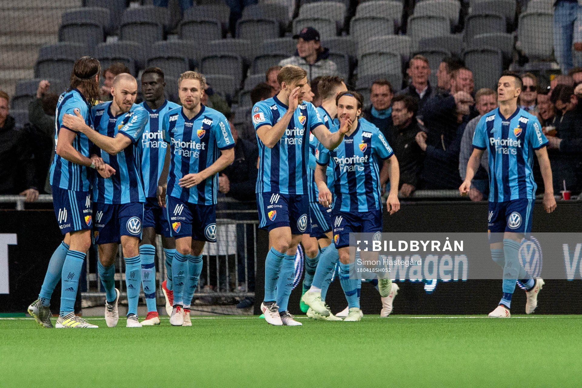 Djurgårdens Philana Tinotenda Kadewere jublar med