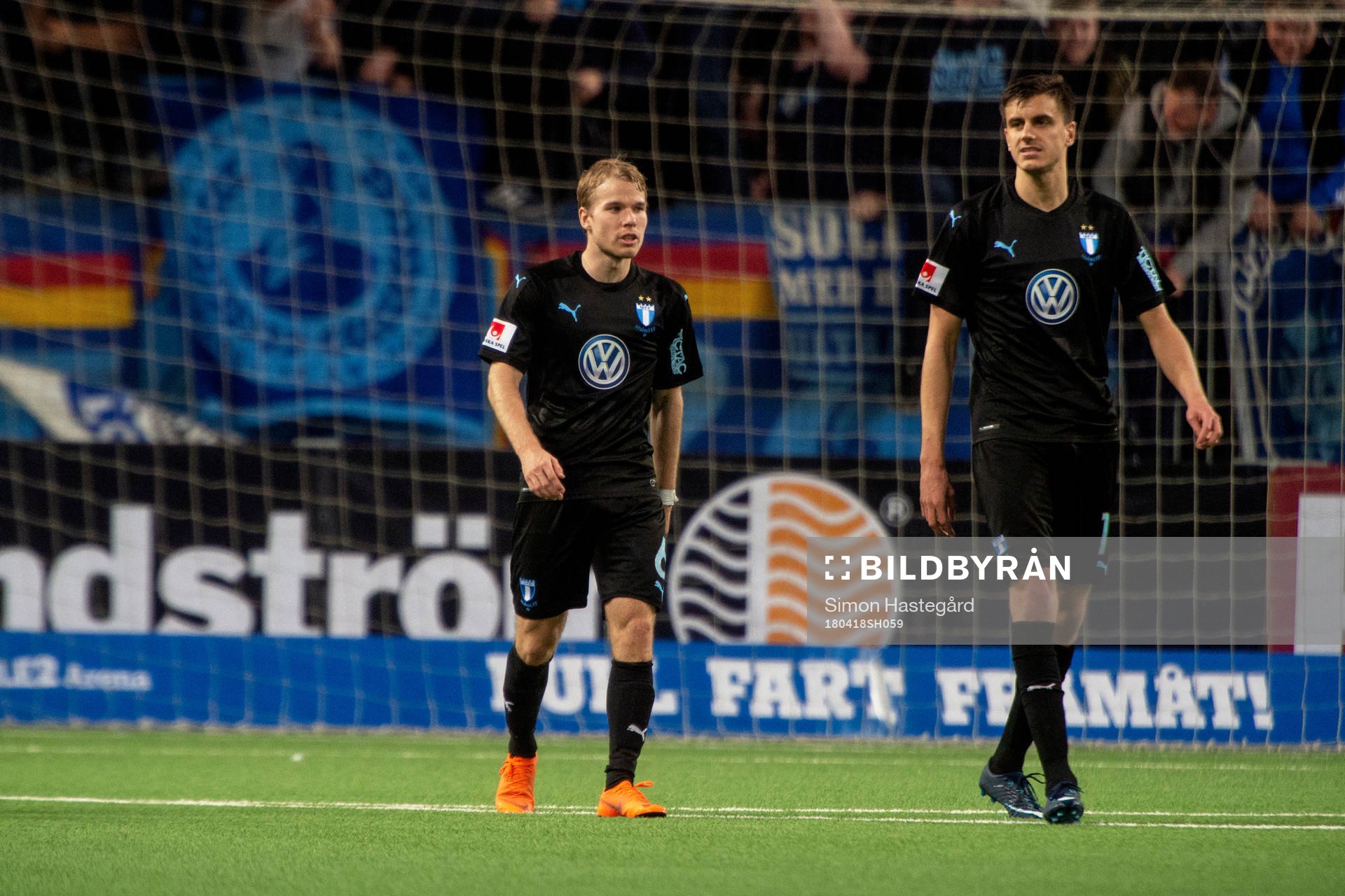 Malmö FFs Oscar Lewicki och Alexander Jeremejeff deppar