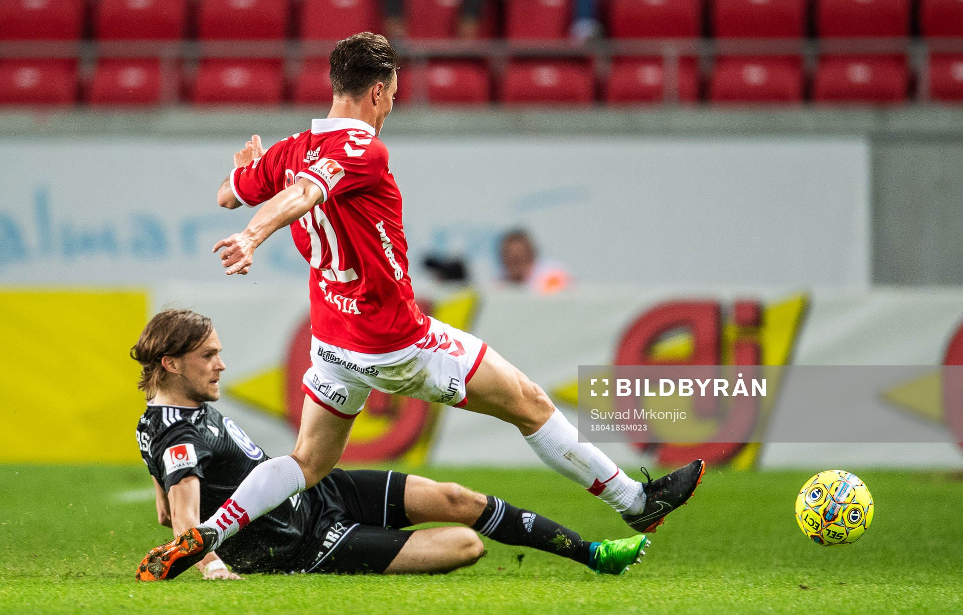 Kalmars Melker Hallberg och Östersunds Tom Pettersson