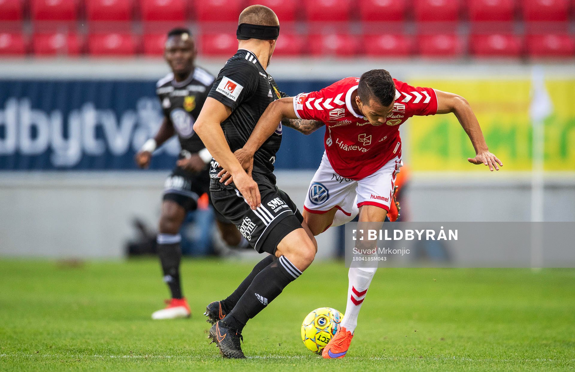Kalmars Hiago Ramiro och Östersunds Douglas Bergqvist