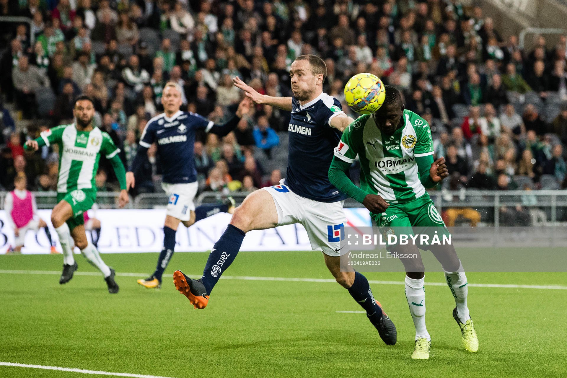 Hammarbys Pa Amat Dibba utmanar Norrköpings Jón Gudni