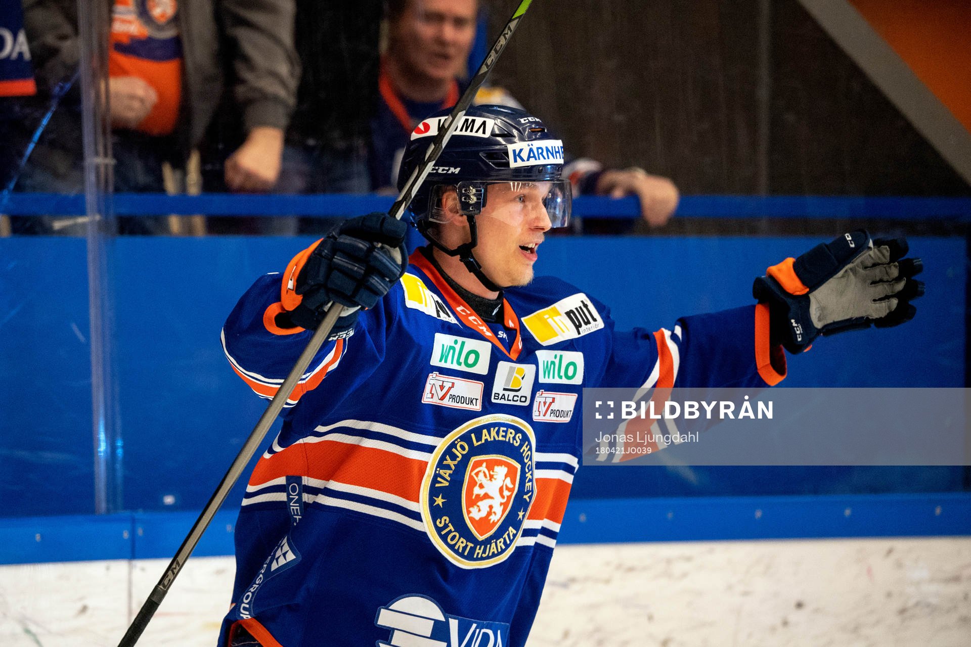 Växjös Elias Pettersson jublar