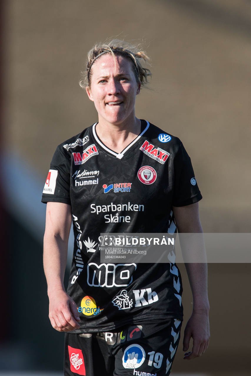 Kristianstads Becky Edwards deppar