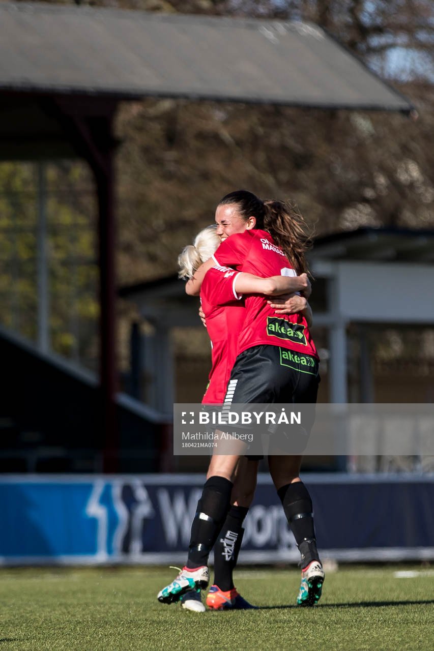 Limhamn Bunkeflos Anna Welin jublar