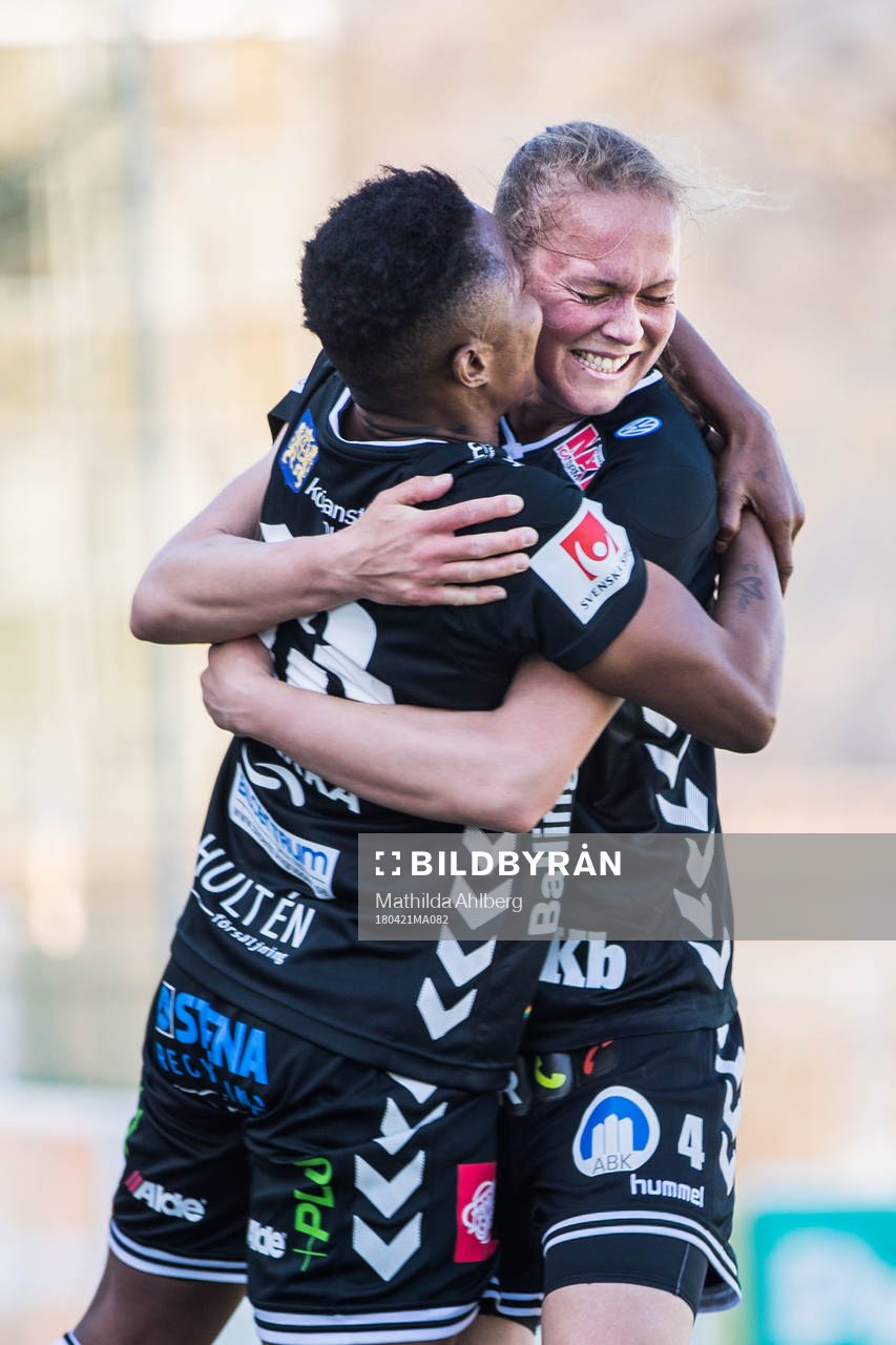Kristianstads Therese Ivarsson jublar