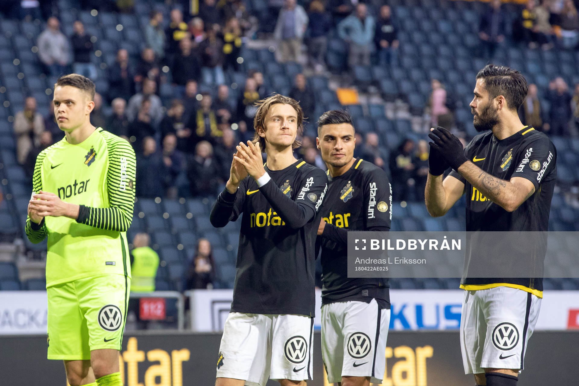 s målvakt Oscar Linnér, Kristoffer Olsson, Ahmed Yasin