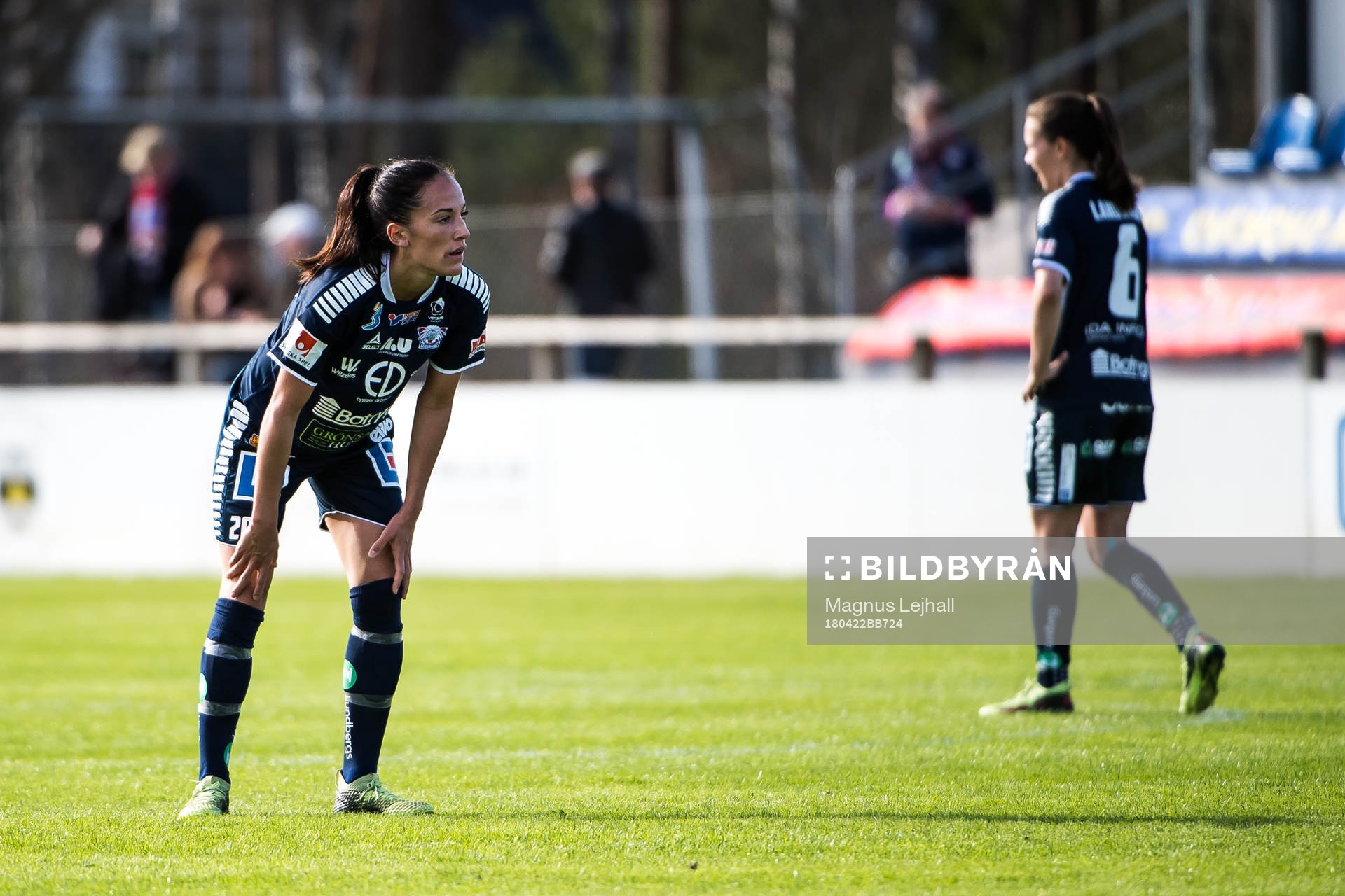 Linköpings Anna Oskarsson  deppar