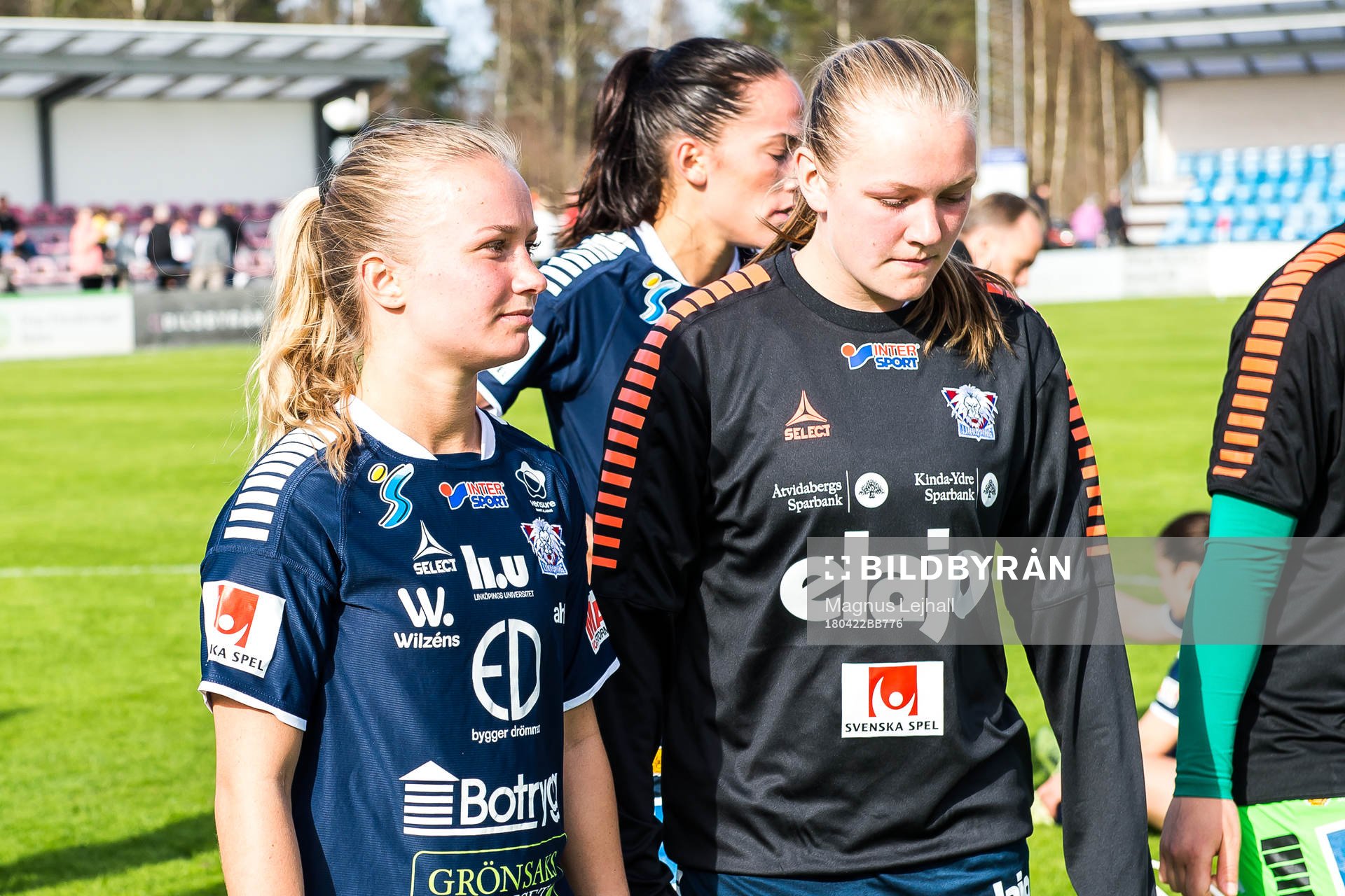 Linköpings Tove Almqvist  och Frida Leonardsen Maanum