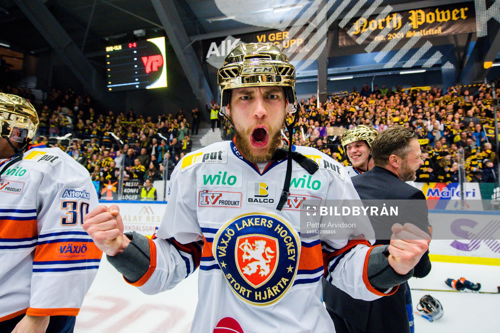 Växjös Eric Martinsson  jublar