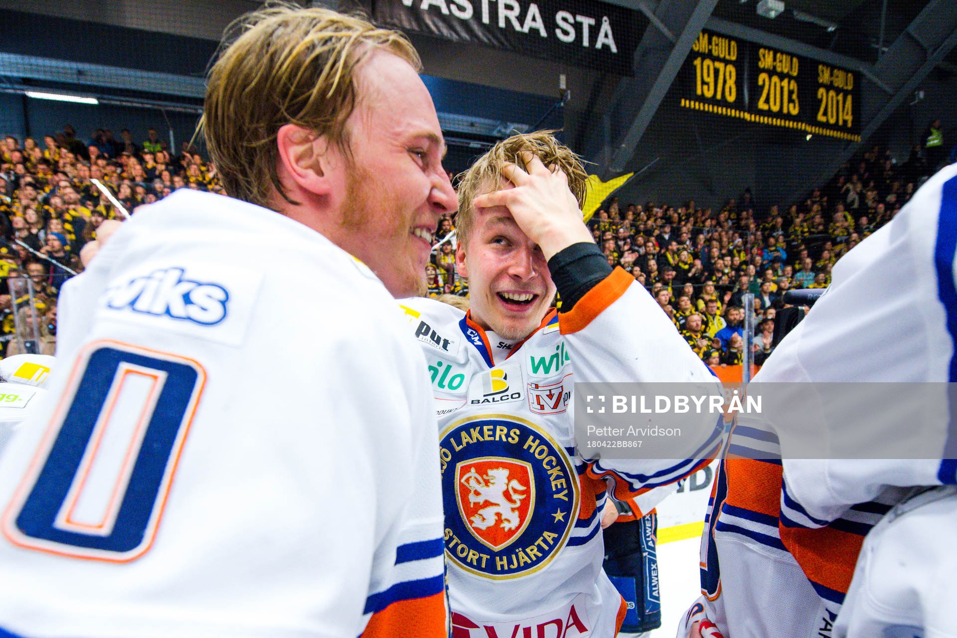 Växjös Elias Pettersson  jublar