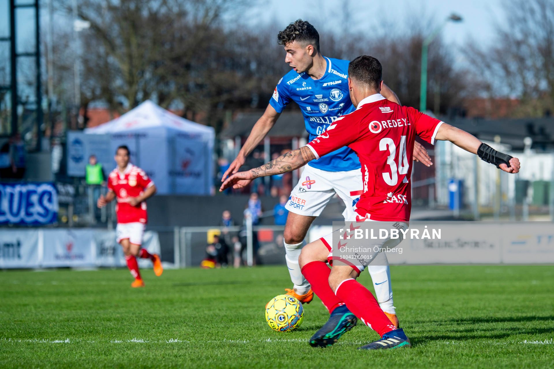 Trelleborgs Deniz Hümmet mot Kalmars Herman Hallberg