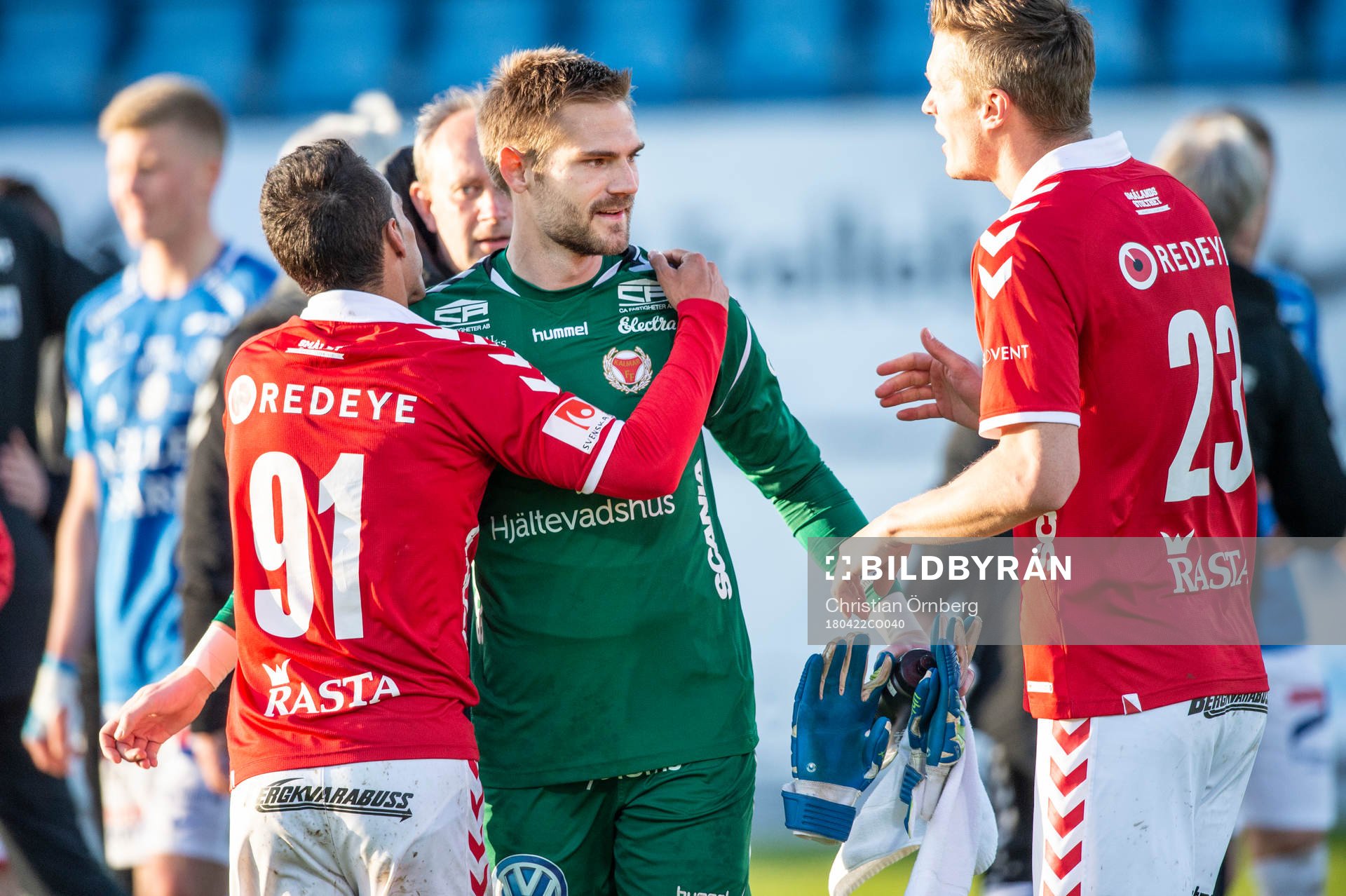 Kalmars Hiago Ramiro, målvakt Lucas Hägg-Johansson och