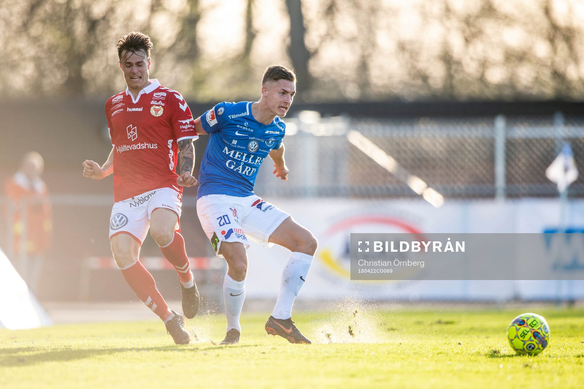 Kalmars Melker Hallberg mot Trelleborgs Felix Hörberg