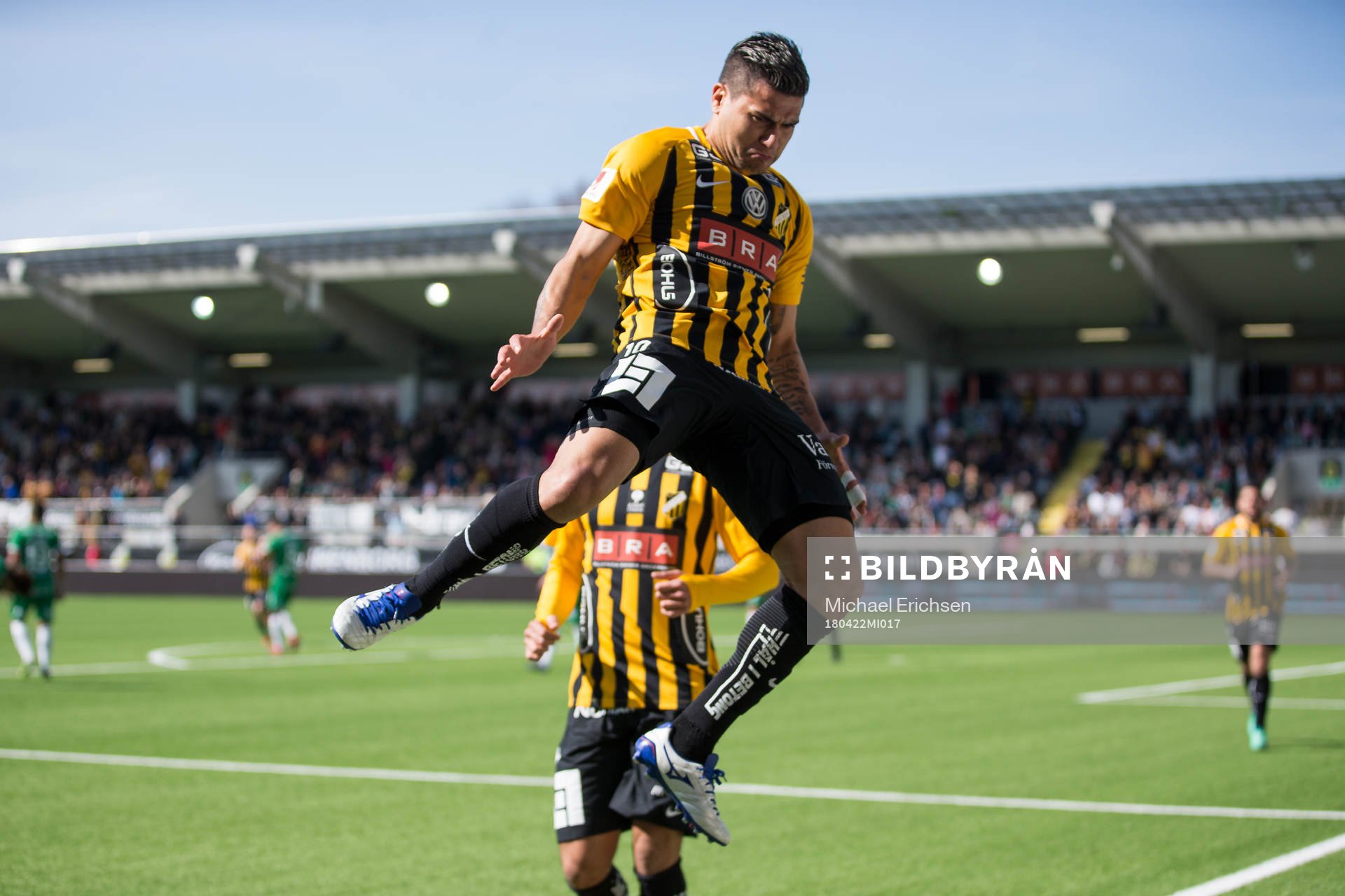 Häckens Paulinho jublar