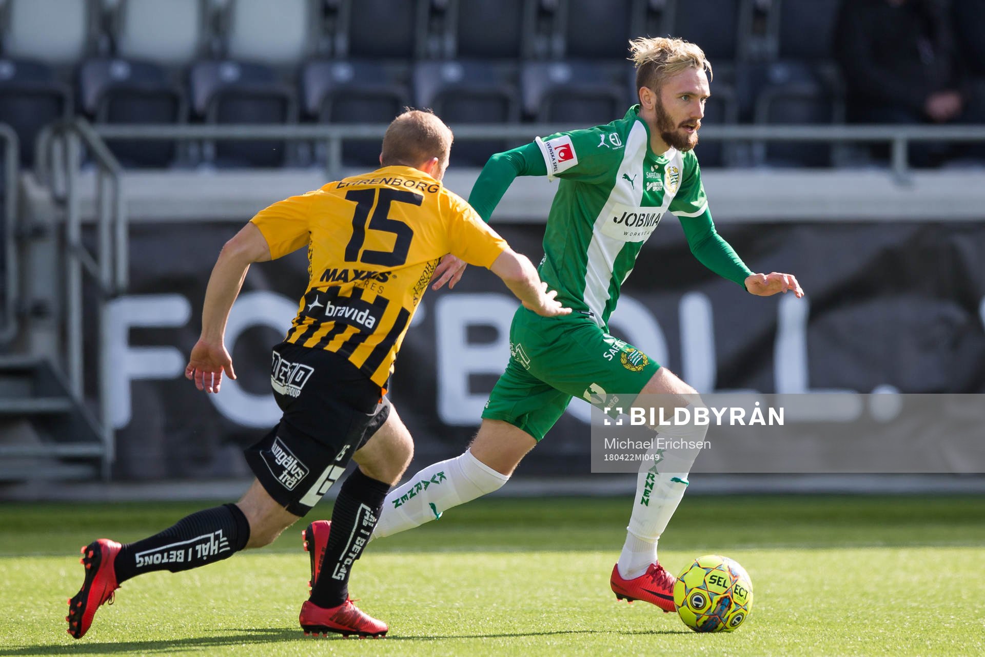 Hammarbys Simon Sandberg mot Häckens Kari Arkivuo