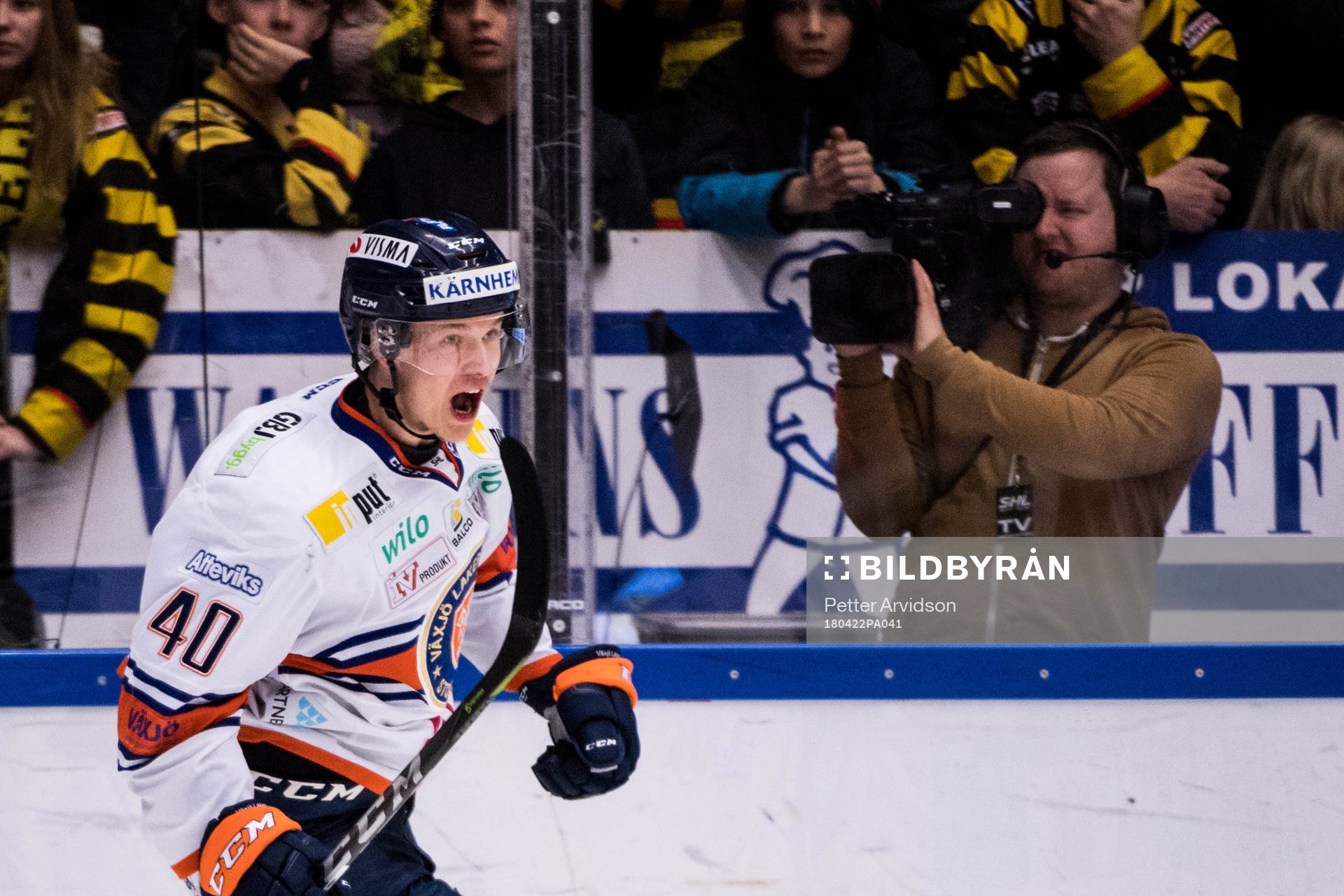 Växjös Elias Pettersson jublar