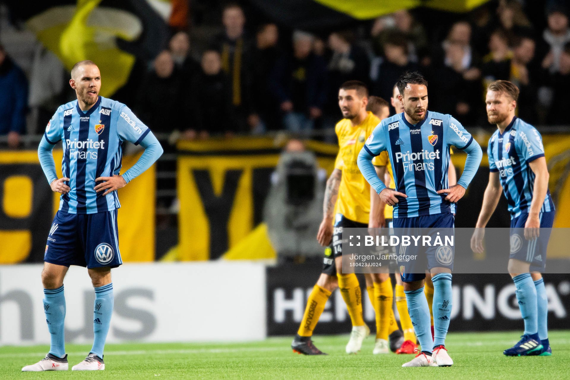 Djurgårdens Dzenis Kozica och Marcus Danielson deppar