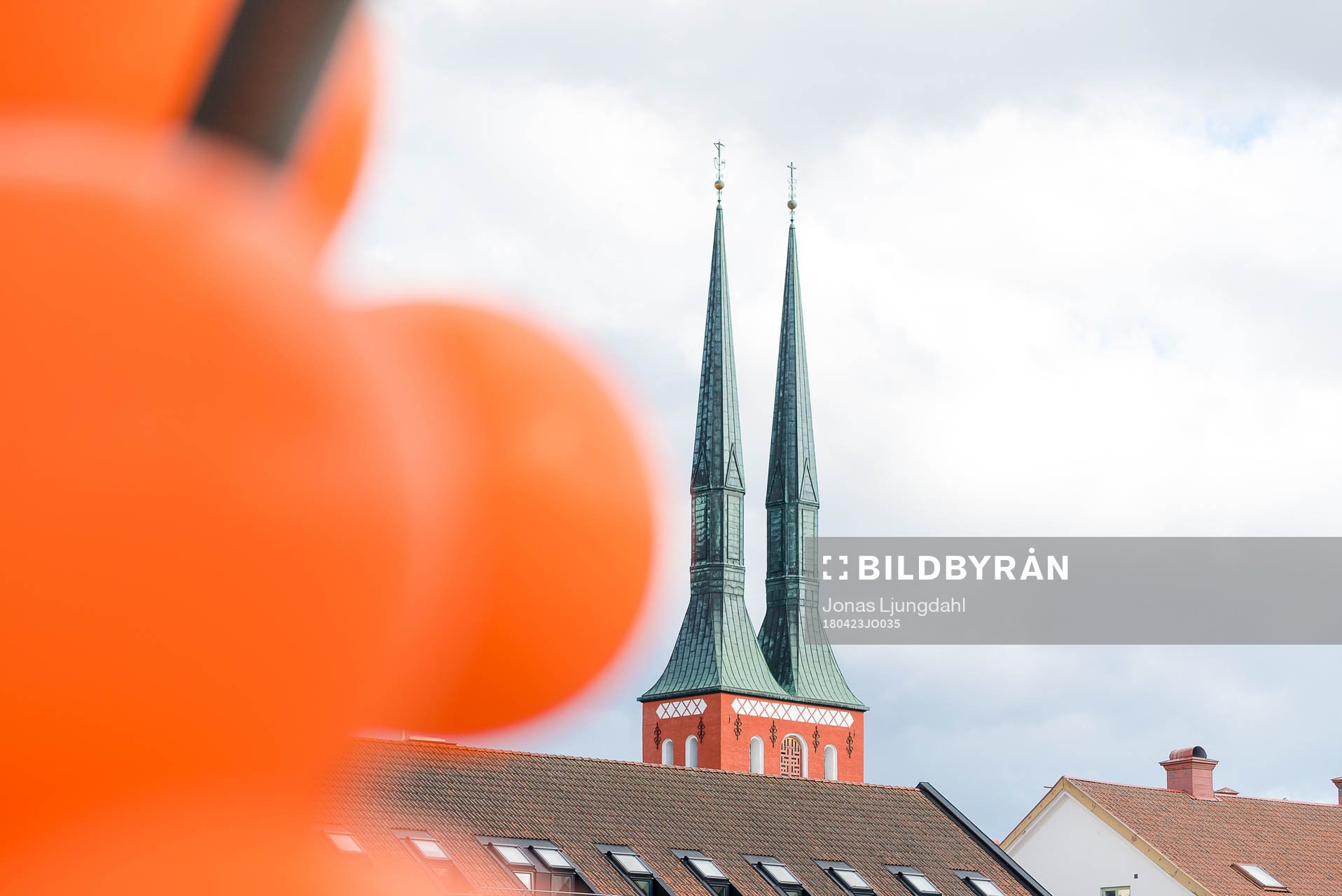 Växjö Domkyrka när Växjö firar SM-guldet på Stortorget