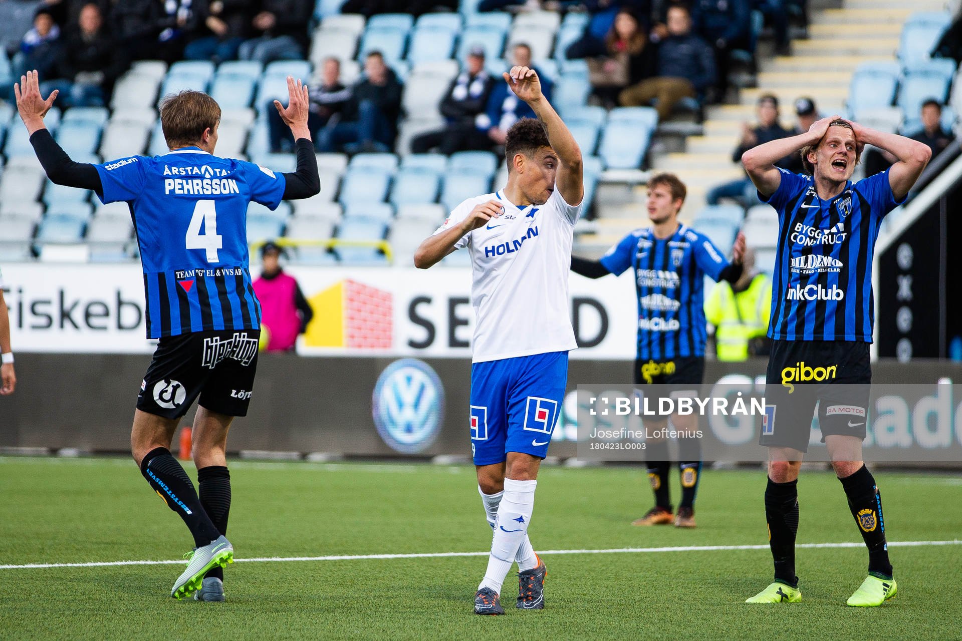 Sirius Tim Björkström och Norrköpings Jordan Larsson