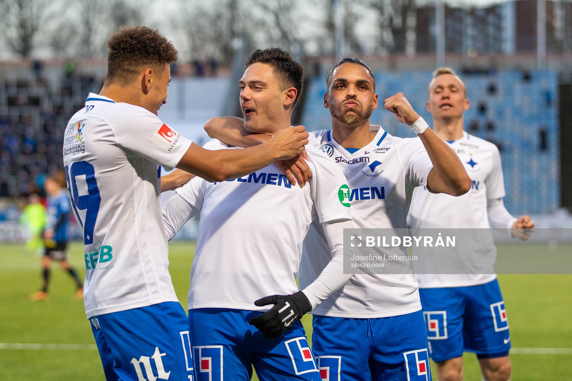 Norrköpings Jordan Larsson och Alexander Jakobsen jublar