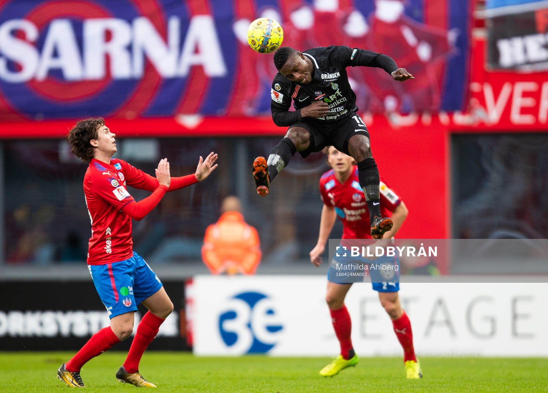 AFC Eskilstunas Oke Akpoveta nickar