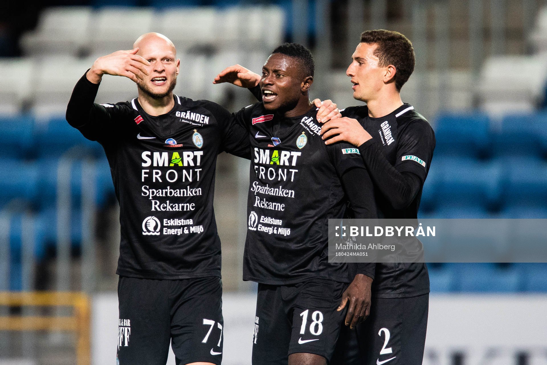 AFC Eskilstunas Zourab Tsiskaridze, Oke Akpoveta  och Adnan