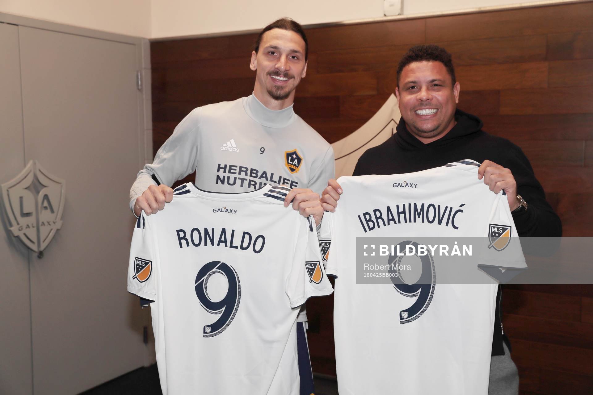 I denna handoutbild från LA Galaxy ses Zlatan Ibrahimovic