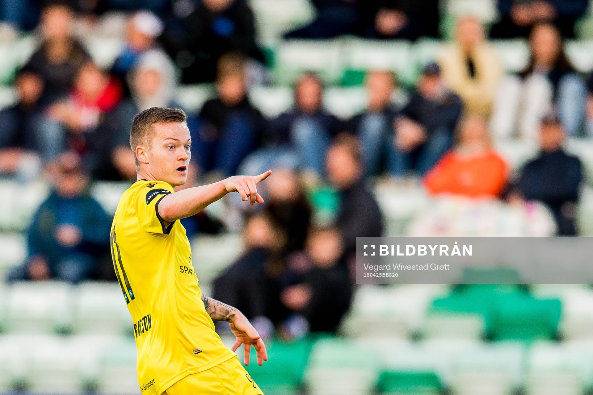 Aron Sigurdarson of Start celebrates