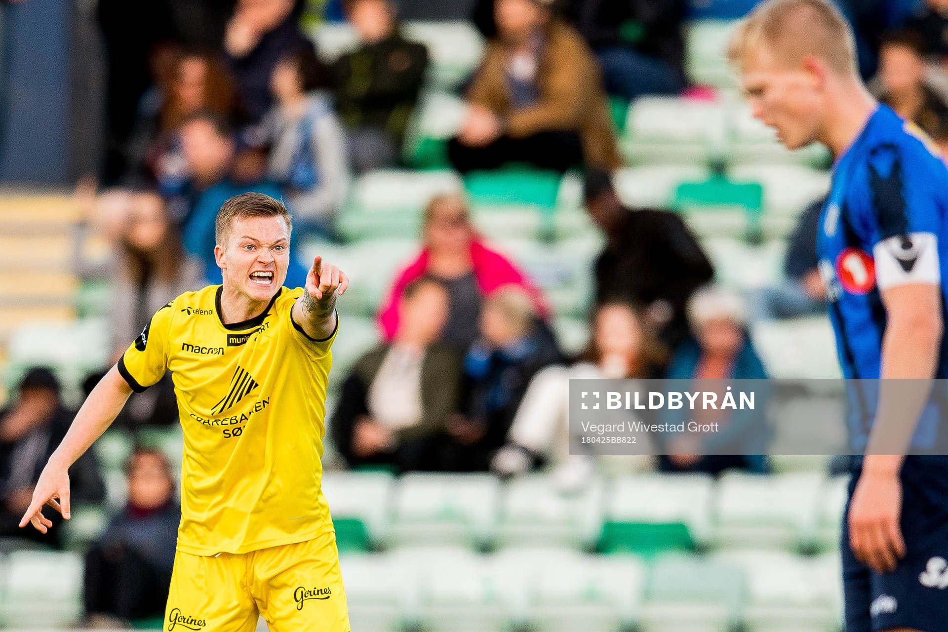 Aron Sigurdarson of Start celebrates