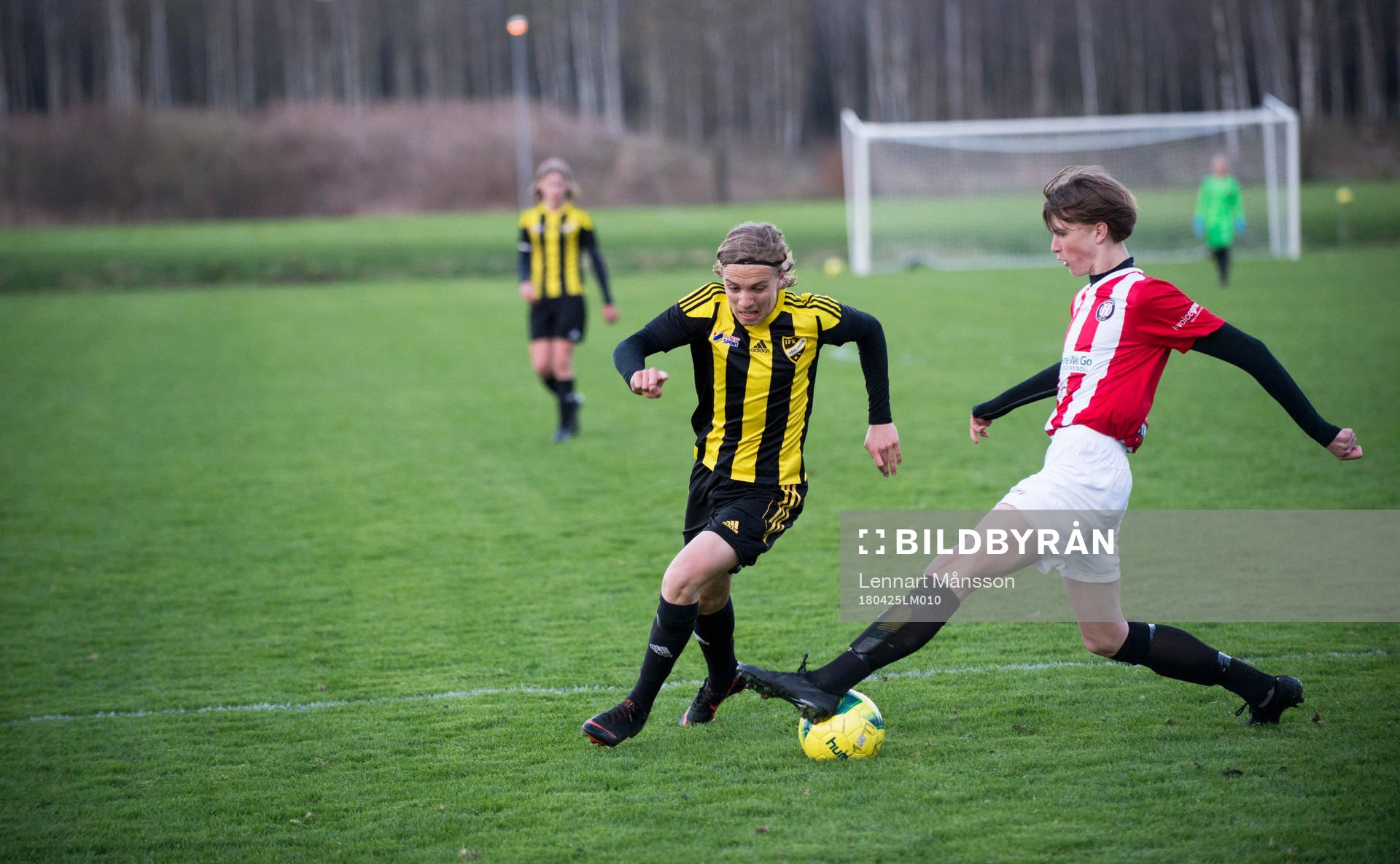  i matchen i DM för pojkar födda 2002 mellan IFK Hässleholm och Höllviken i Hässleholm 25 april 2018.  