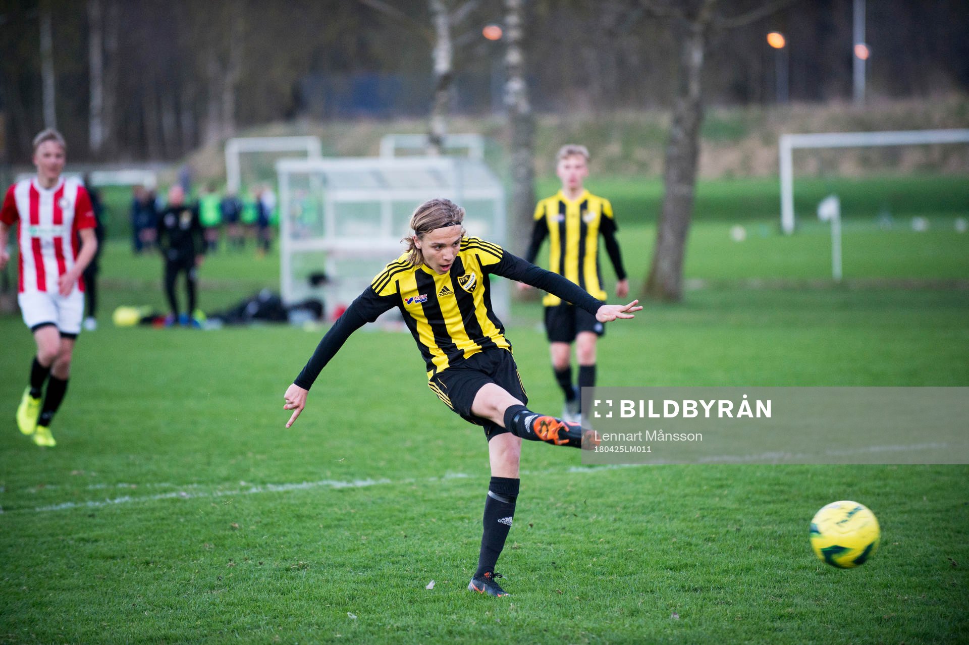  IFK Hässleholms Isak Holmberg  i matchen i DM för pojkar födda 2002 mellan IFK Hässleholm och Höllviken i Hässleholm 25 april 2018.  