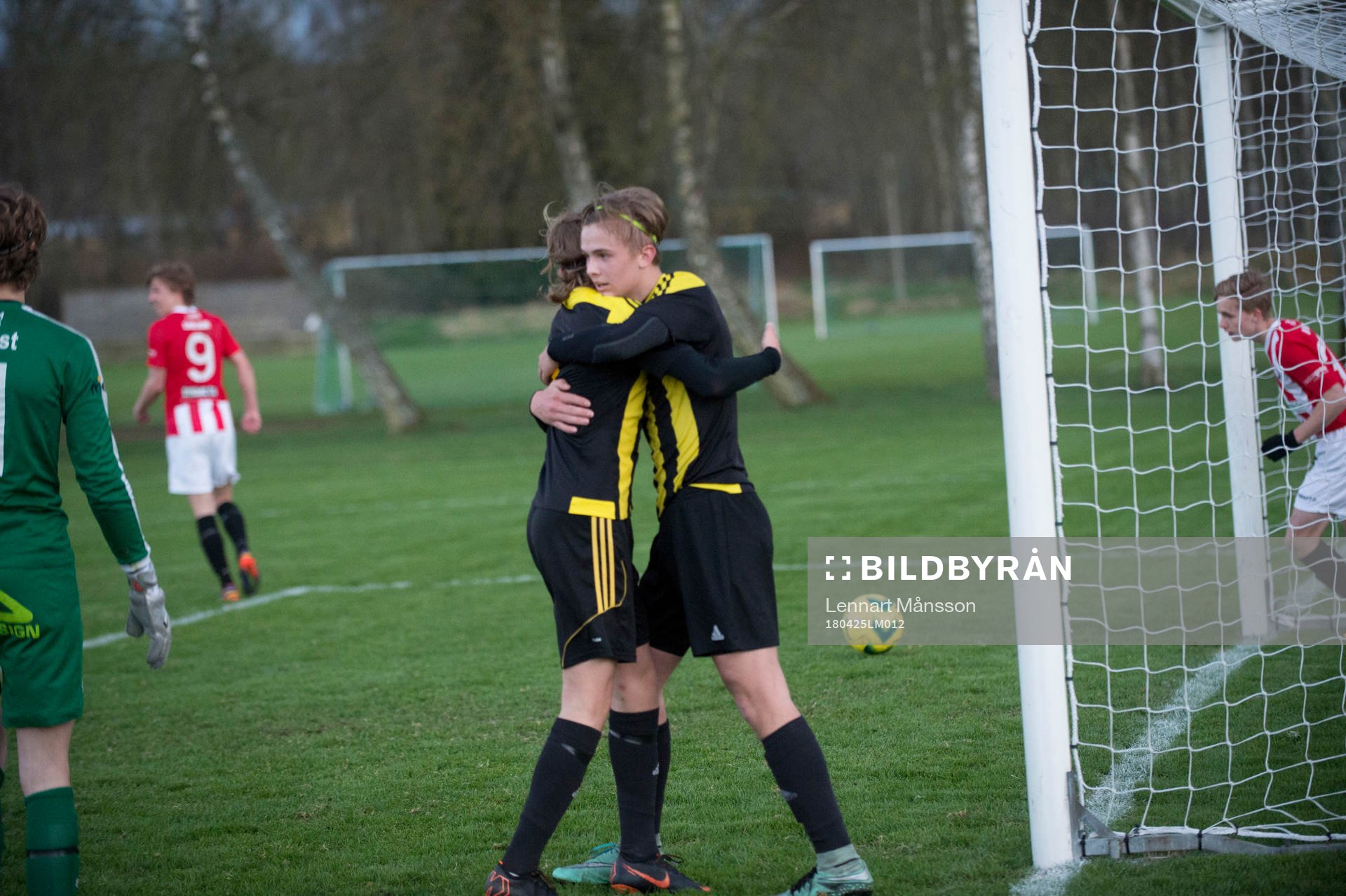  i matchen i DM för pojkar födda 2002 mellan IFK Hässleholm och Höllviken i Hässleholm 25 april 2018.  