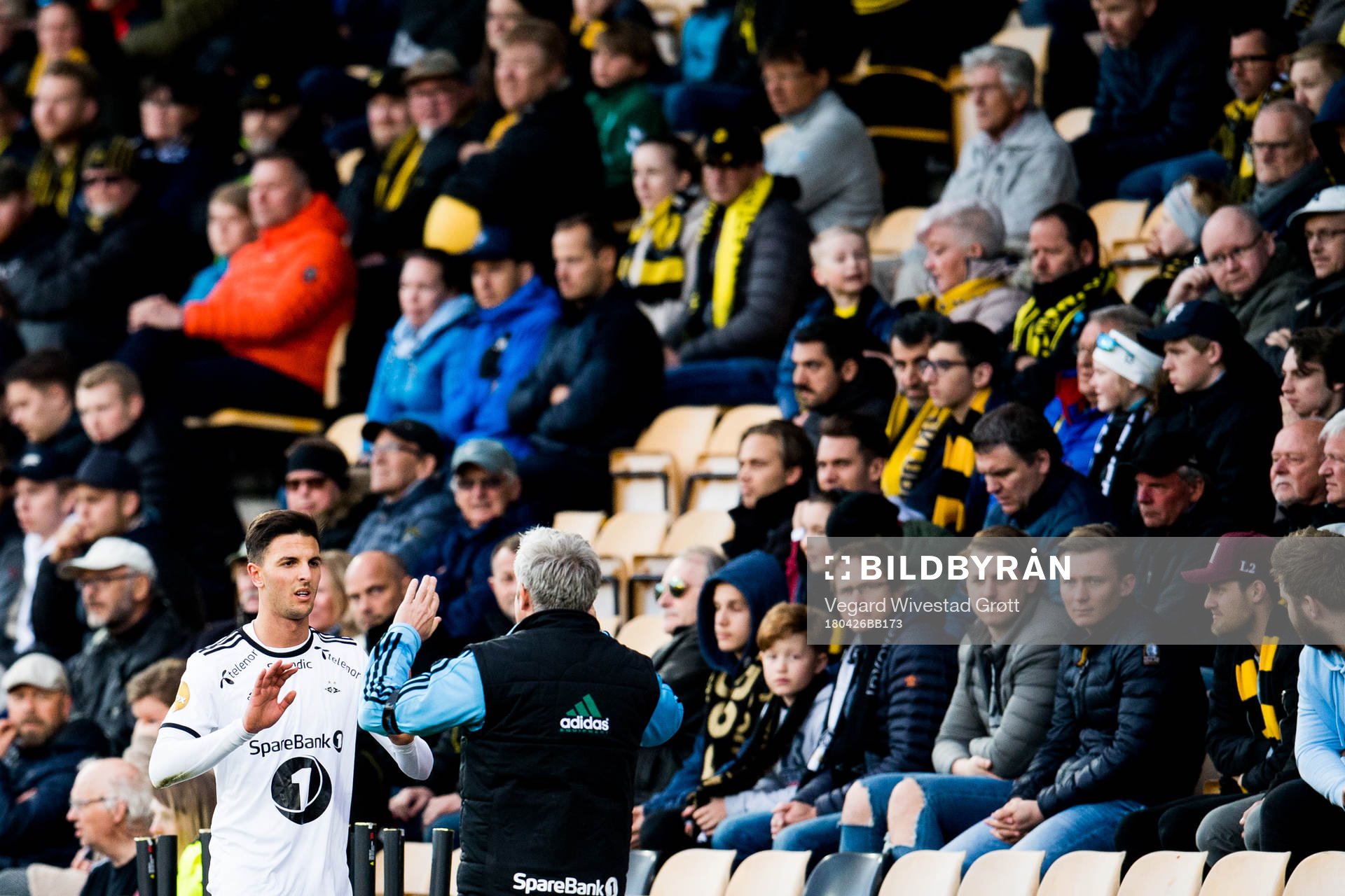 Rafik Zekhnini of Rosenborg and Kåre Ingebrigtsen, head