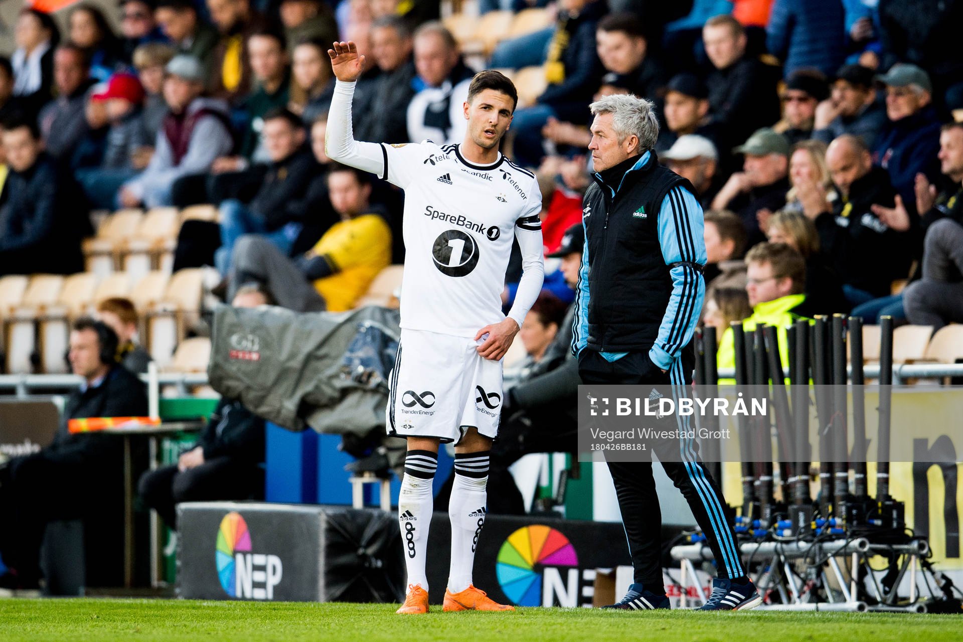 Rafik Zekhnini and Kåre Ingebrigtsen, head coach of