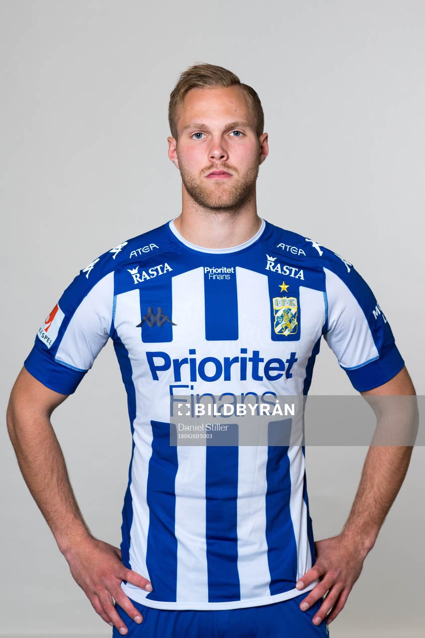 IFK Göteborgs Gustav Engvall poserar för ett porträtt den 26 april 2018 i Göteborg.
