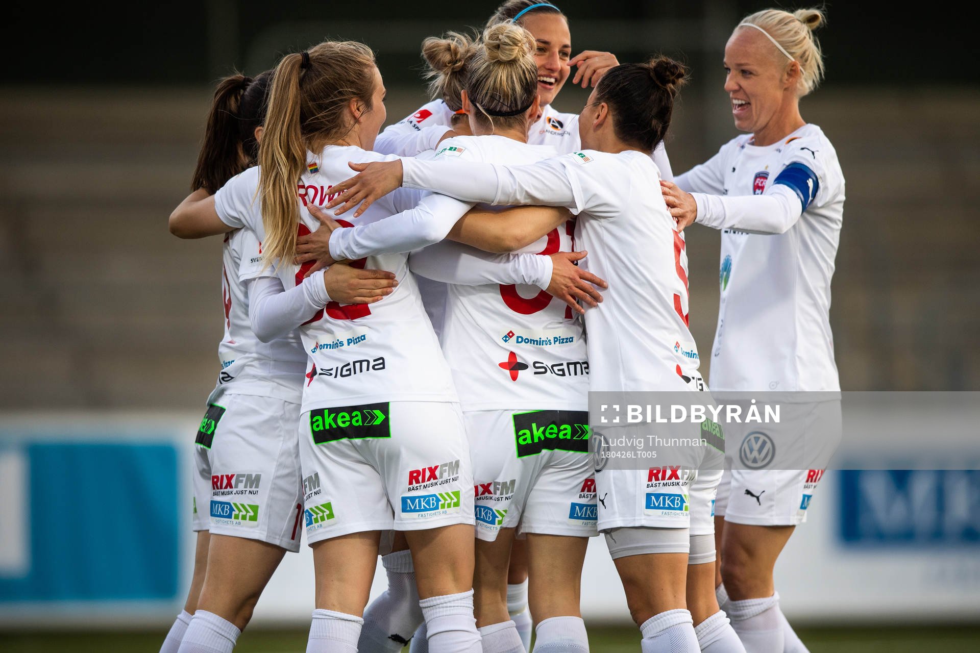 Rosengårds Sanne Troelsgaard Nielsen kramas om av Iva