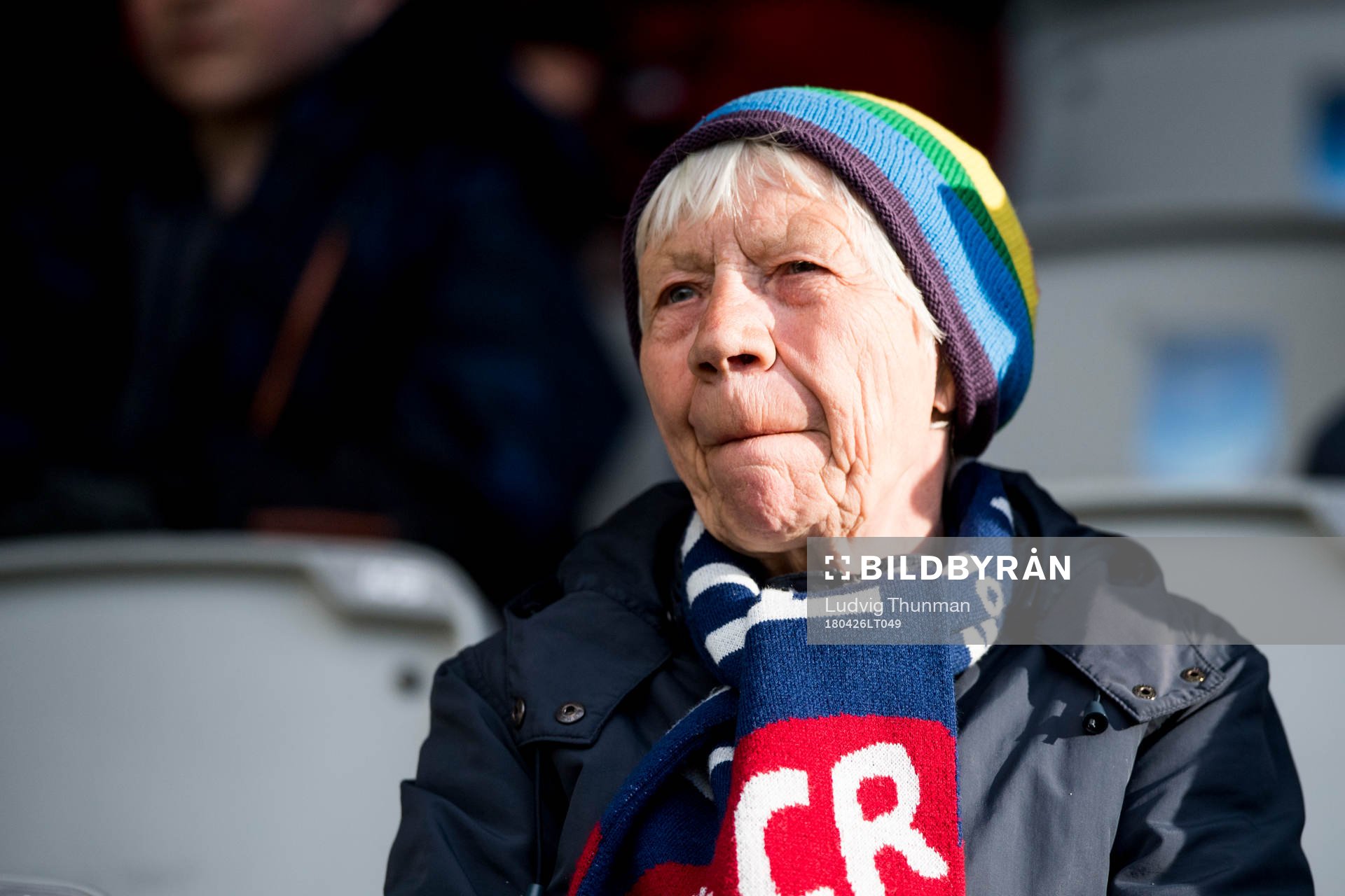 En supporter i Rosengårds halsduk