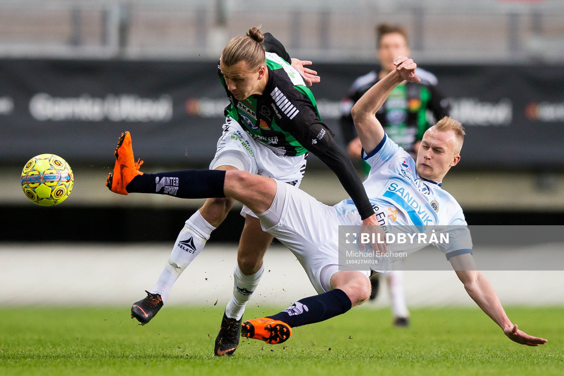 Gefles Christian Ljungberg glidtacklar GAIS Jesper