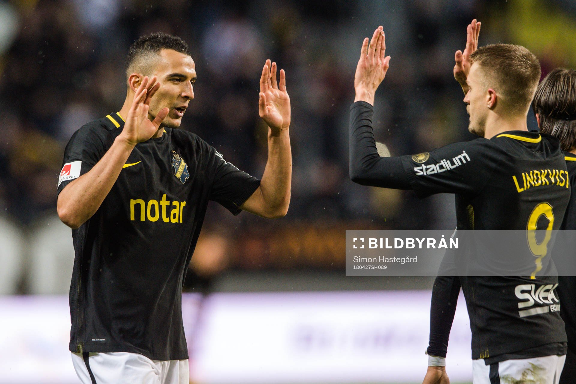 AIK:s Nabil Bahoui jublar efter 2-0 under fotbollsmatchen i Allsvenskan mellan AIK och Sirius en 27 april 2018 i Stockholm.