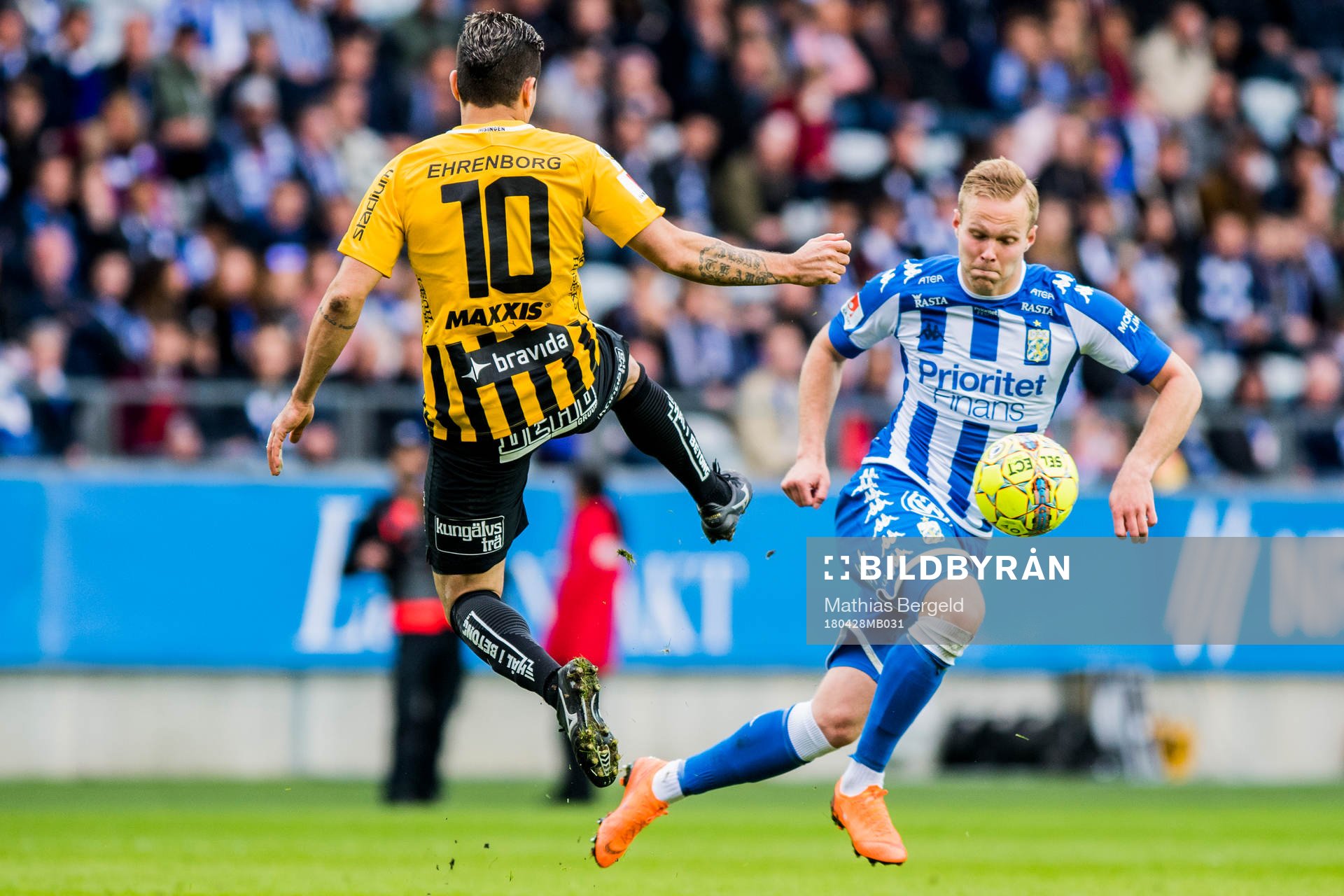 Häckens Paulinho och IFK Göteborgs Gustav Engvall