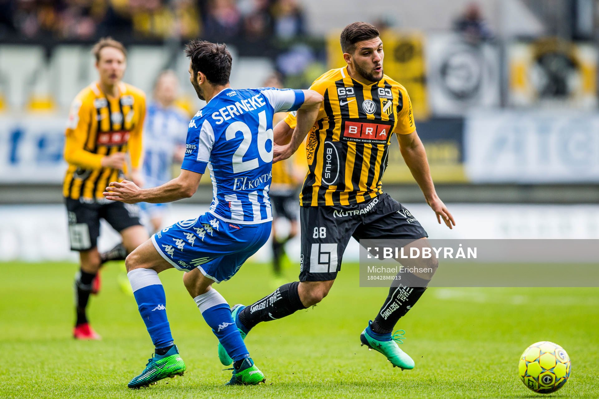 IFK Göteborgs André Calisir och Häckens Moestafa El Kabir