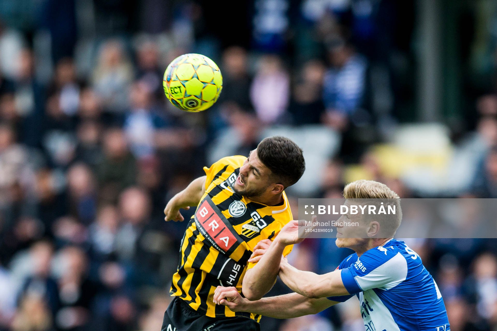 Häckens Moestafa El Kabir och IFK Göteborgs Carl Starfelt