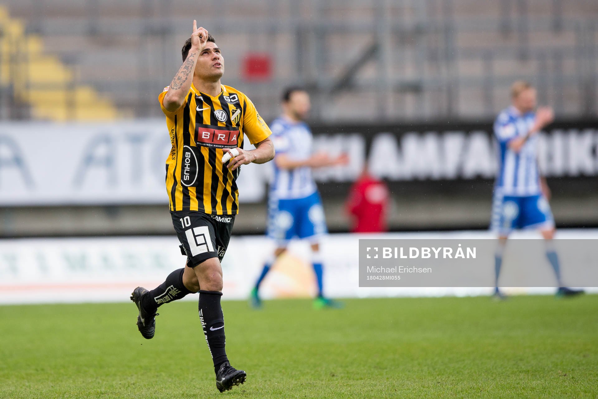 Häckens Paulinho jublar