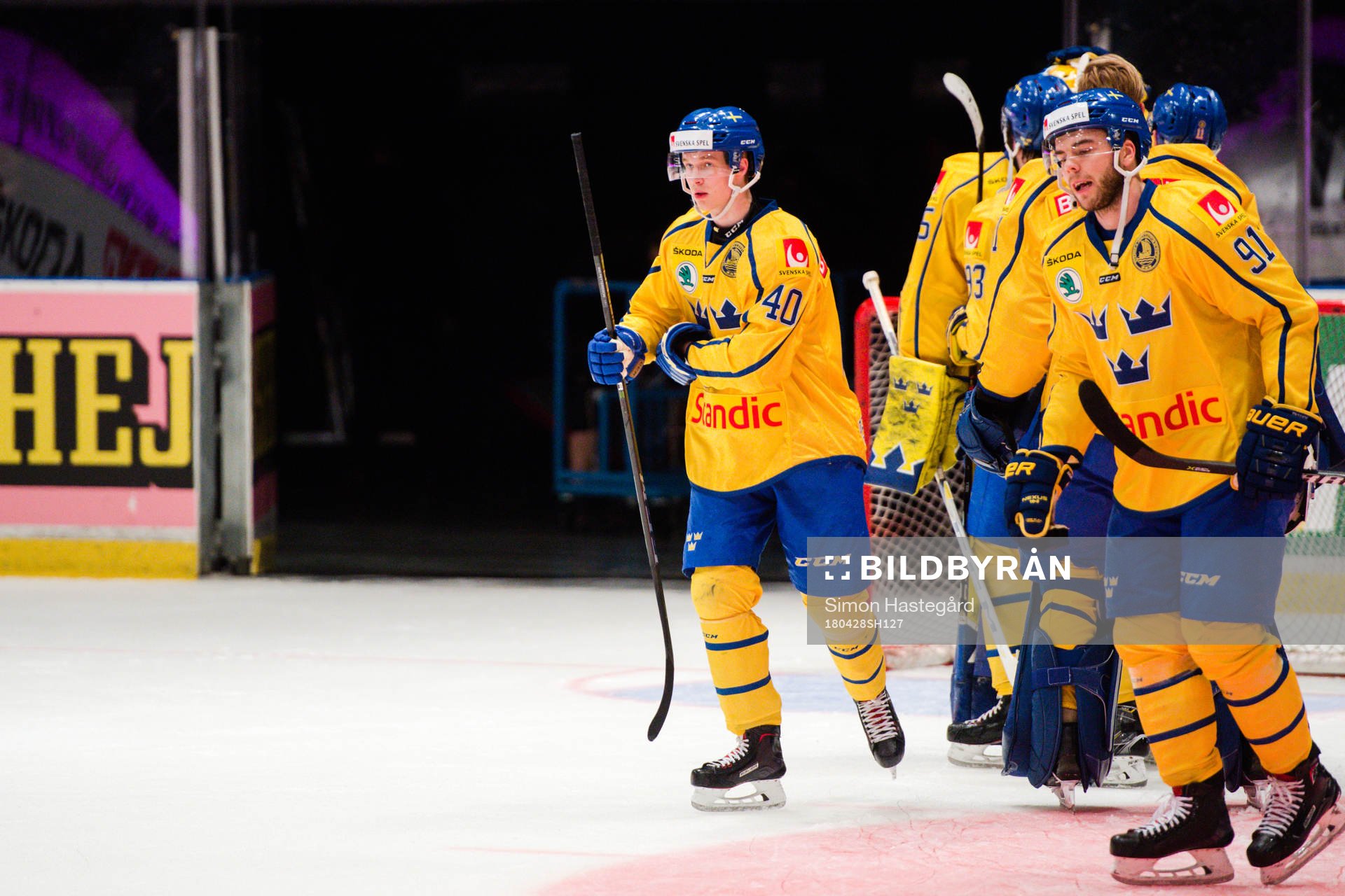 Sveriges Elias Pettersson  jublar