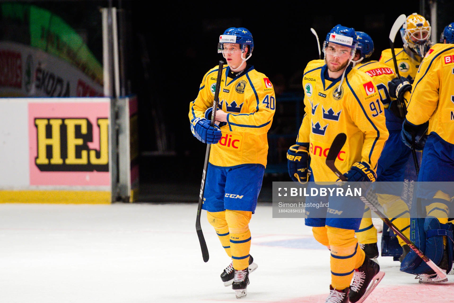 Sveriges Elias Pettersson  jublar