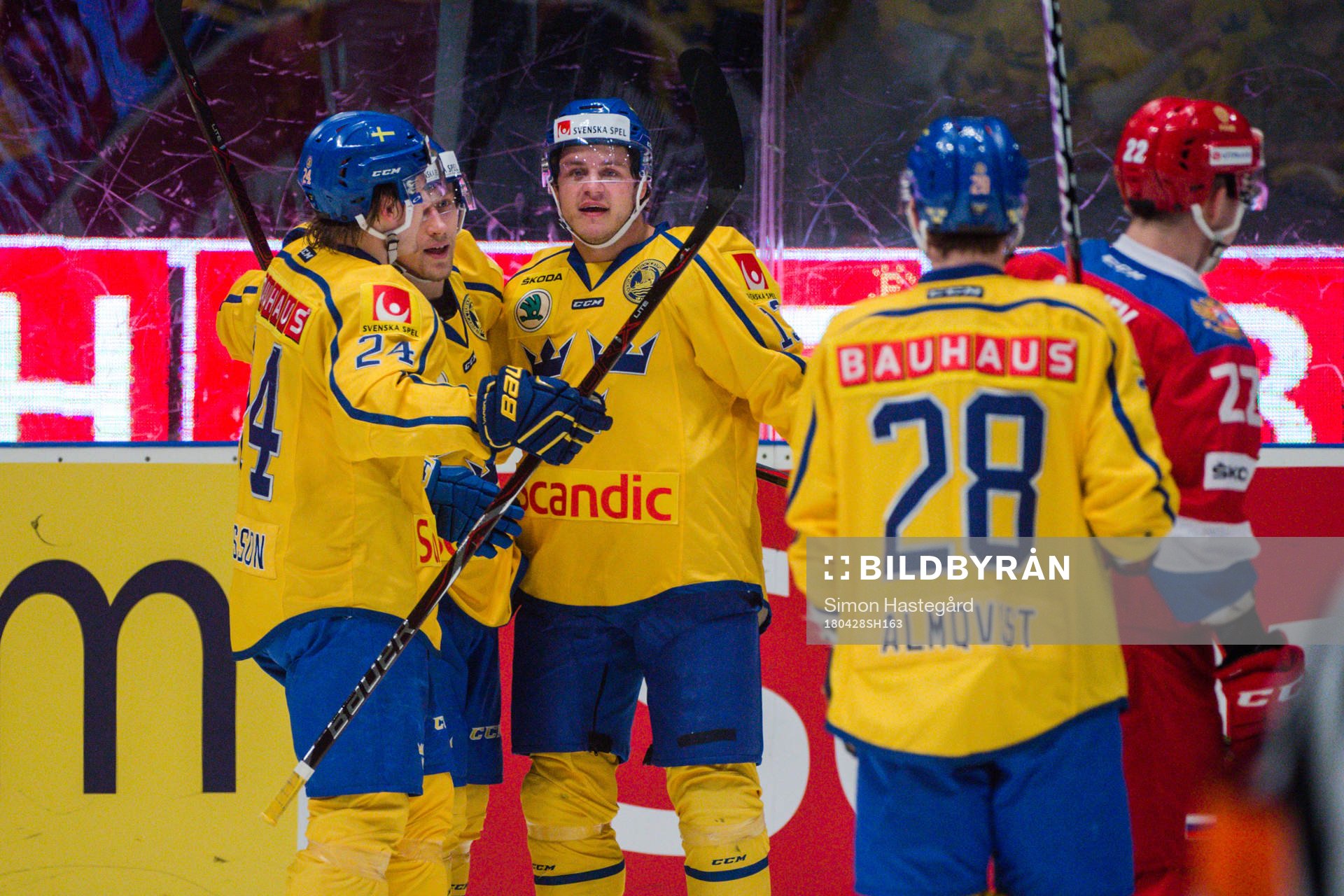 Sveriges John Norman och Mattias Janmark  jublar