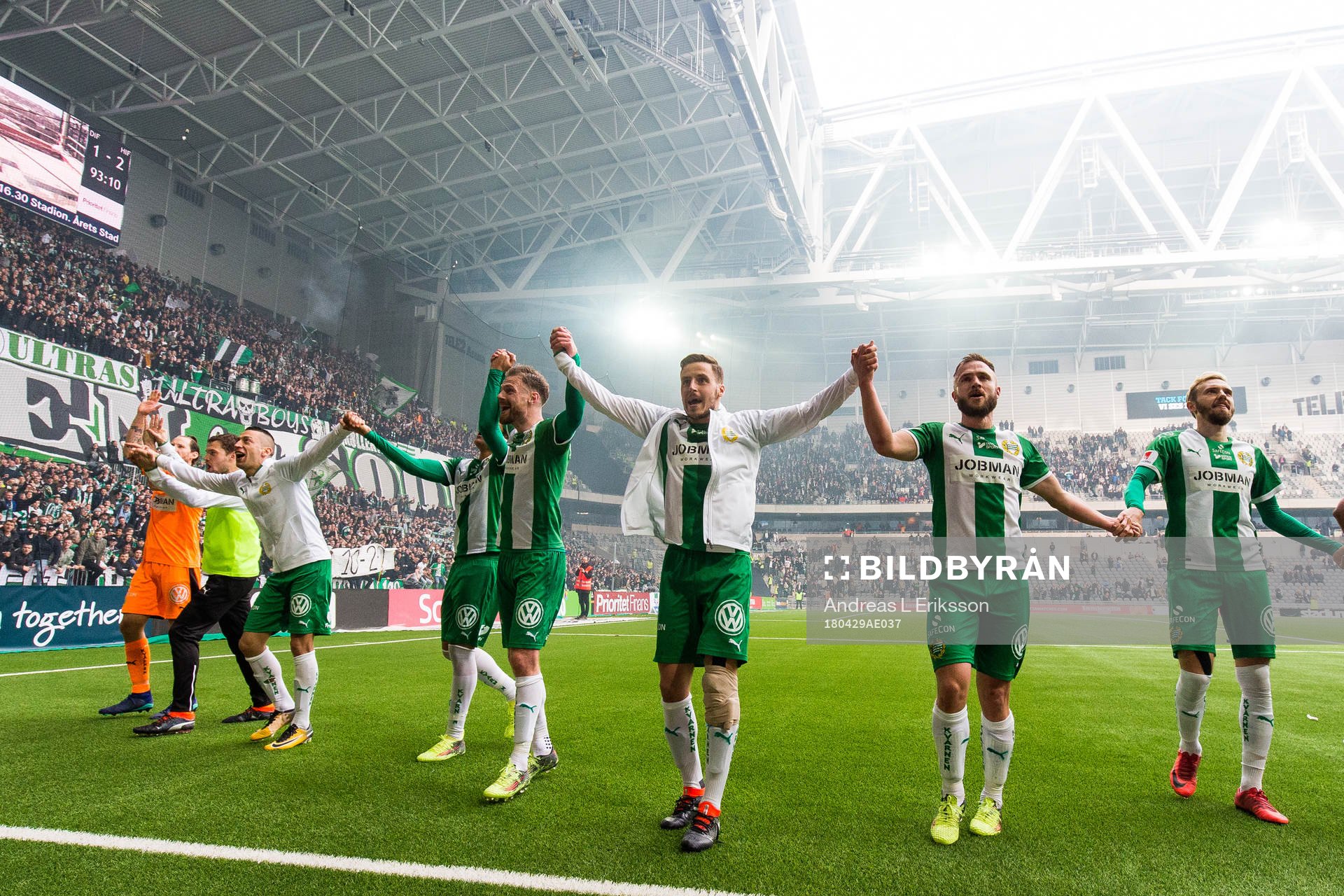 Hammarbys spelare tackar publiken