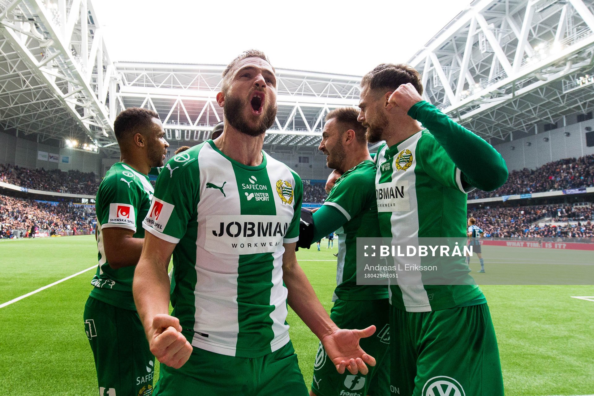 Hammarbys Mats Solheim jublar